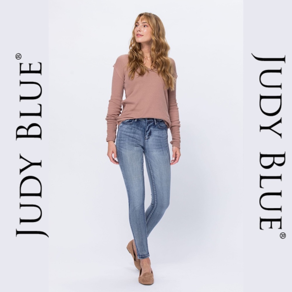 JUDY BLUE | High-Rise Heavy Hand Sand Skinny Jeans - 82190 / SH3915